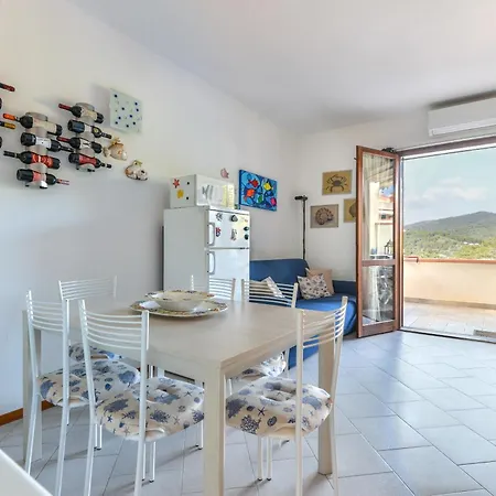 6 Posti * Porto Azzurro