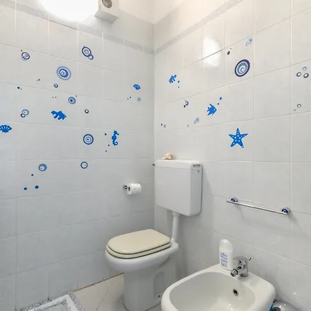 6 Posti Ferienhaus *